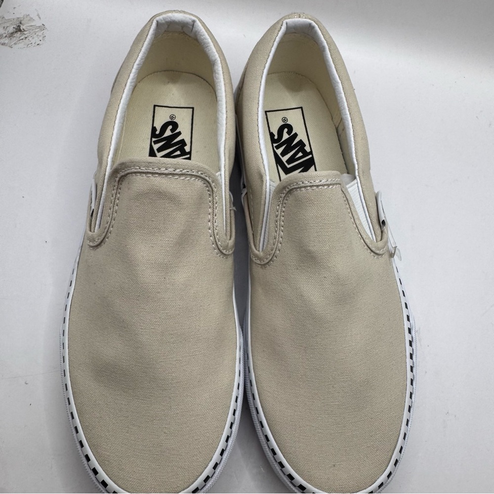 Vans NWOT beige classic slip ons with checker detail 6.5 - Picture 7 of 12